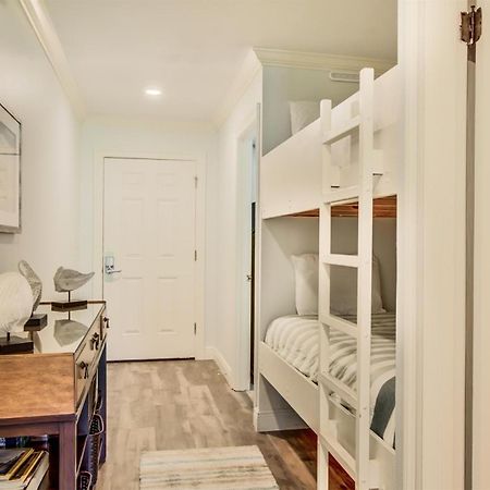 דסטין 10 A, One Bedroom Condo מראה חיצוני תמונה