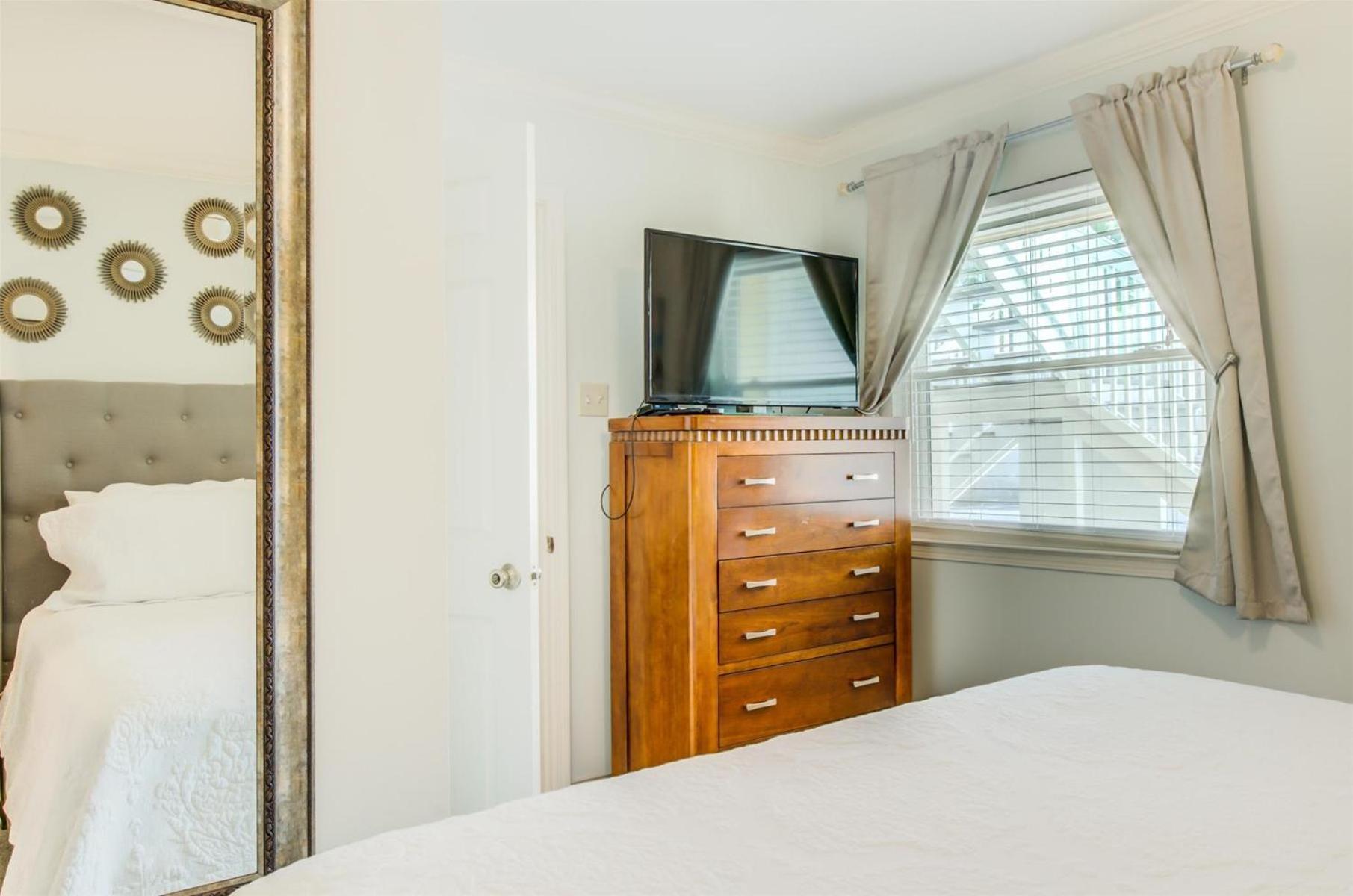 דסטין 10 A, One Bedroom Condo מראה חיצוני תמונה