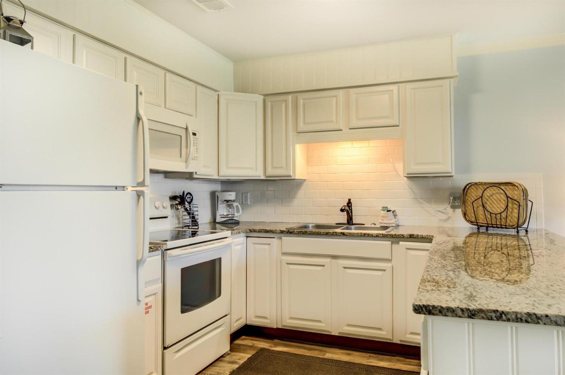 דסטין 10 A, One Bedroom Condo מראה חיצוני תמונה